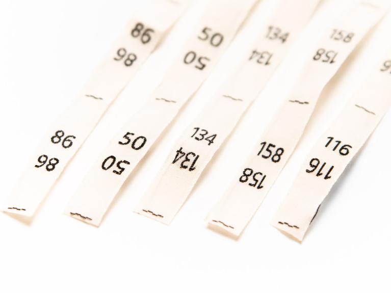 Etiquetas de algodón personalizadas 2x6cm con tallas